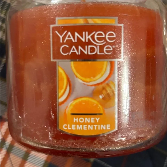 Yankee Candle Honey Clementine medium Jar Candle - Picture 2 of 4